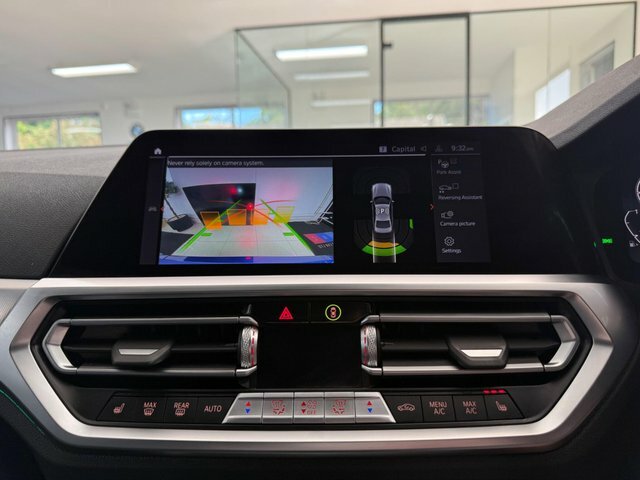 BMW 3 Series Saloon Black #8