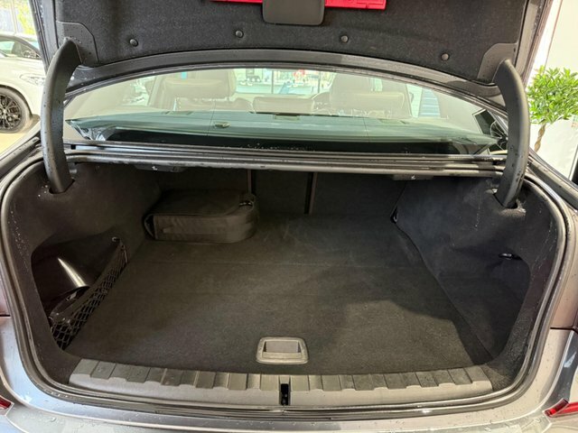 BMW 3 Series 330E M Sport Tech-plus Pack Grey #30
