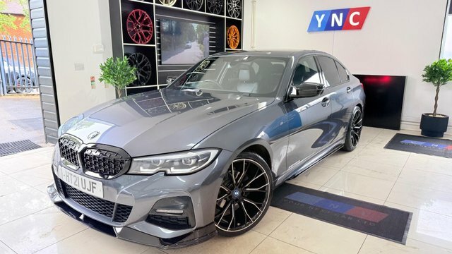 BMW 3 Series 2.0 320I M Sport HT21UJF Grey