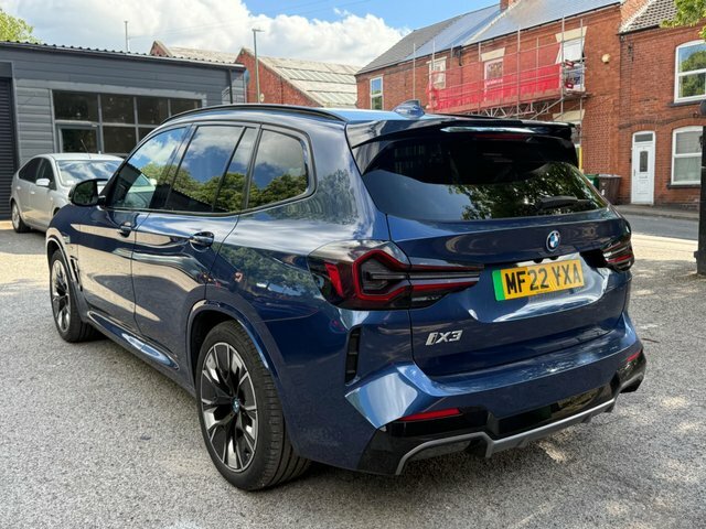 BMW iX3 80Kwh M Sport Pro Blue #5