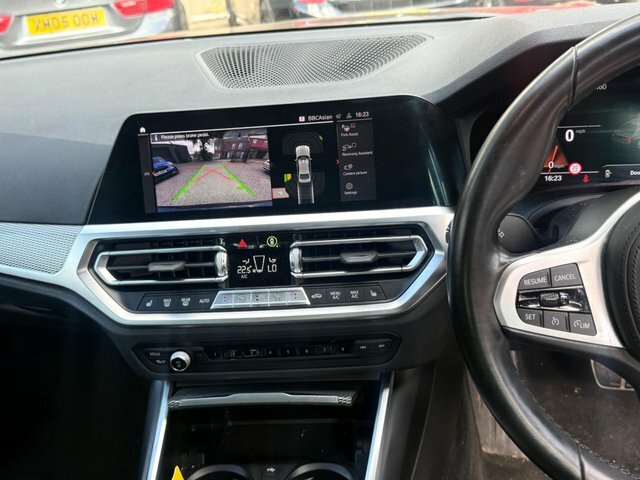 BMW 3 Series 2.0 318I M Sport Black #3