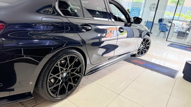 BMW 3 Series 2.0 320I M Sport Black #4