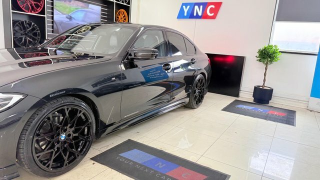 BMW 3 Series 2.0 320I M Sport Black #3