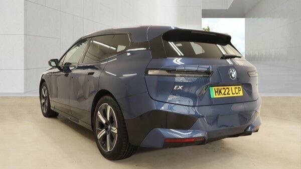 BMW iX 40 76.6Kwh M Sport Blue #3