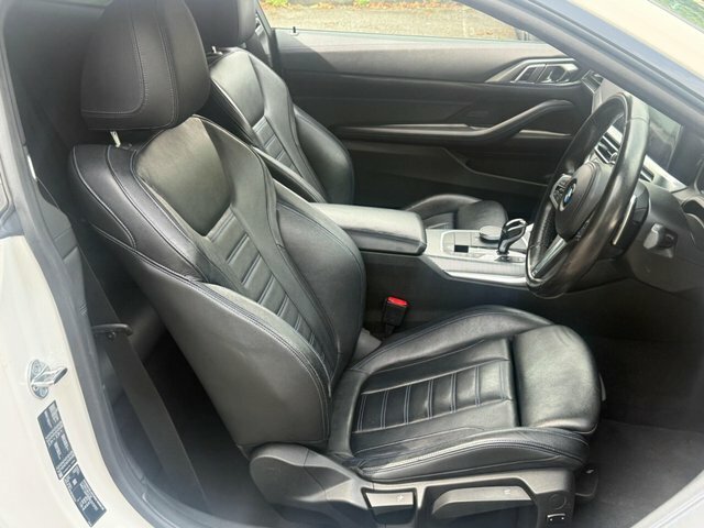 BMW i4 35 70.2Kwh M Sport Edrive Green #8