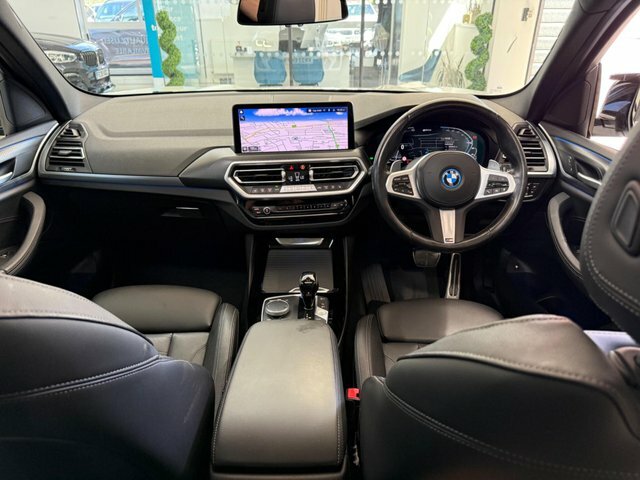 BMW X3 2.0 30E 12Kwh M White #5