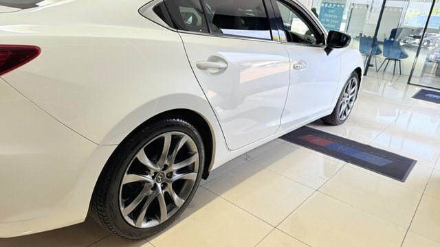 Mazda 6 2.2 Skyactiv-d Sport Nav White #5