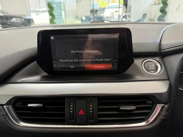 Mazda 6 Estate 2.2 Red #13
