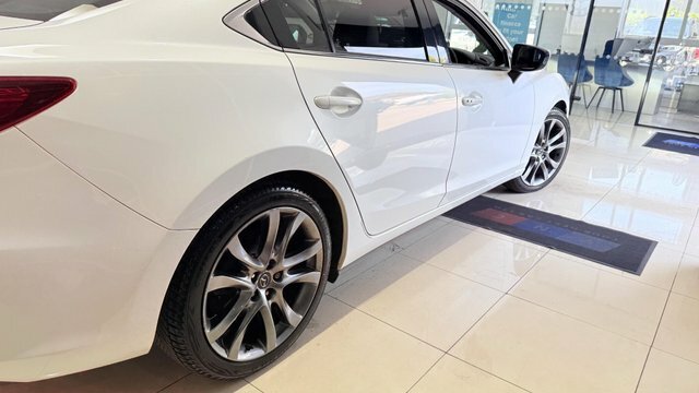 Mazda 6 Estate 2.2 Red #8