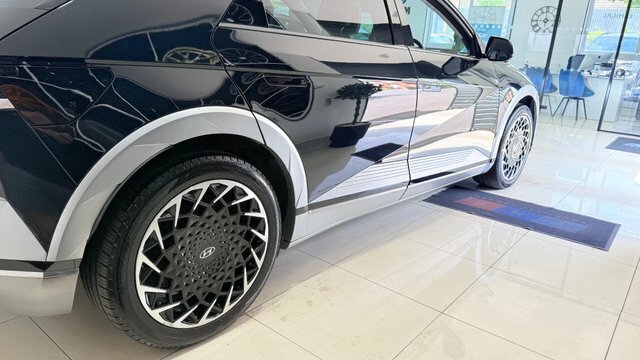 Hyundai Ioniq 5 77Kwh Ultimate Black #5