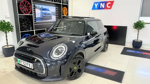 Mini Electric Hatch Cooper Se 32.6Kwh Black