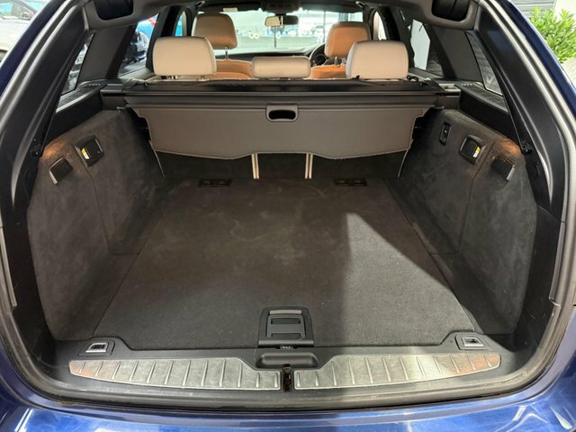 BMW 5 Series Se Silver #32