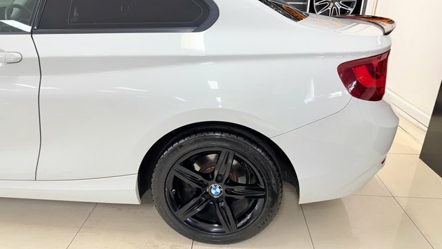 BMW 2 Series 1.5 216D Sport Active Tourer 114 Bhp White #29