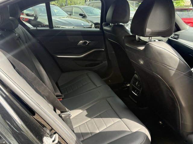 BMW 3 Series 2.0 320I M Sport Black #4