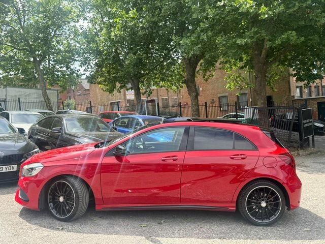 Mercedes-Benz A Class 1.6 A180 Amg Line Red #4