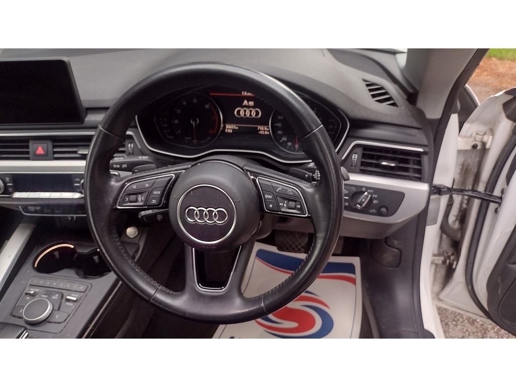 Audi A5 Tfsi Sport MH18HFM White #5