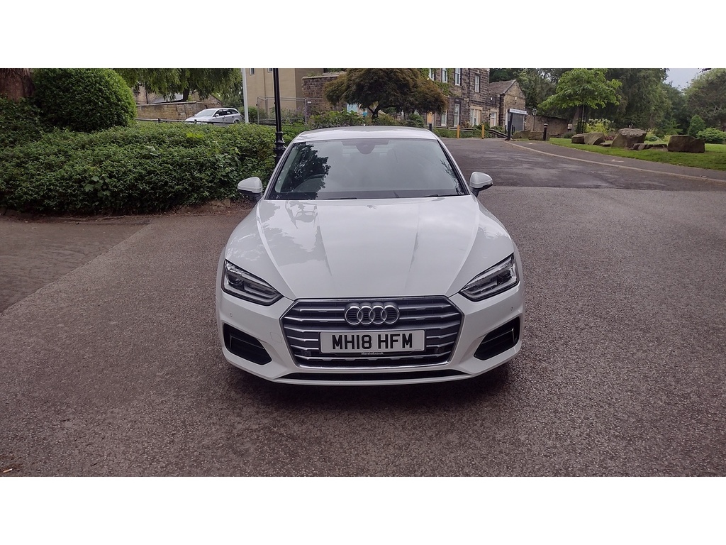 Audi A5 Tfsi Sport White