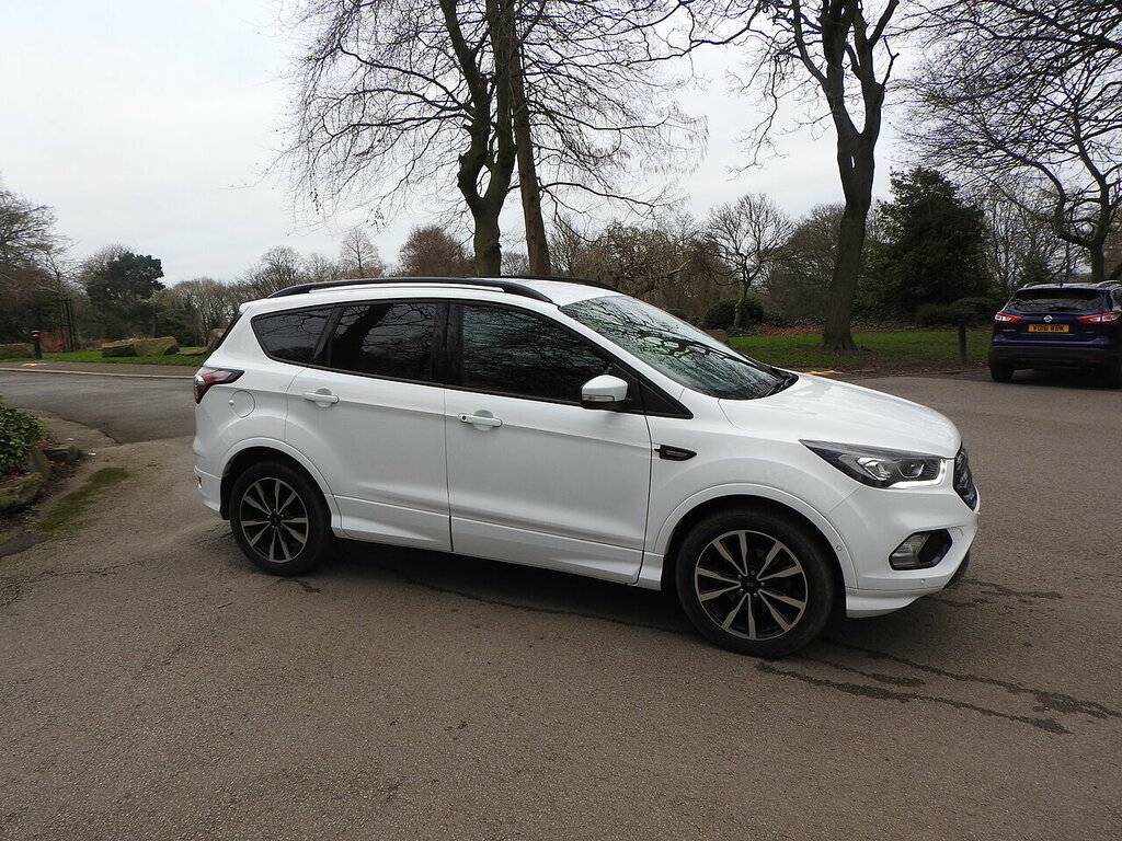 Ford Kuga T Ecoboost St-line White