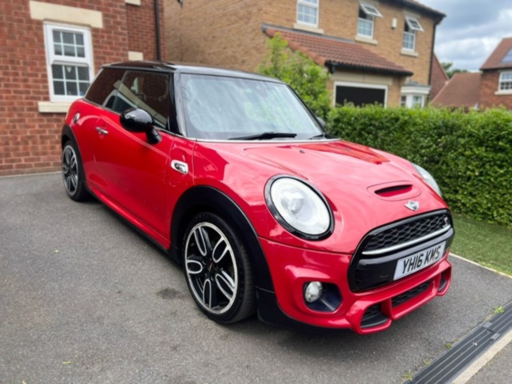 Mini Hatch Cooper Sd Red