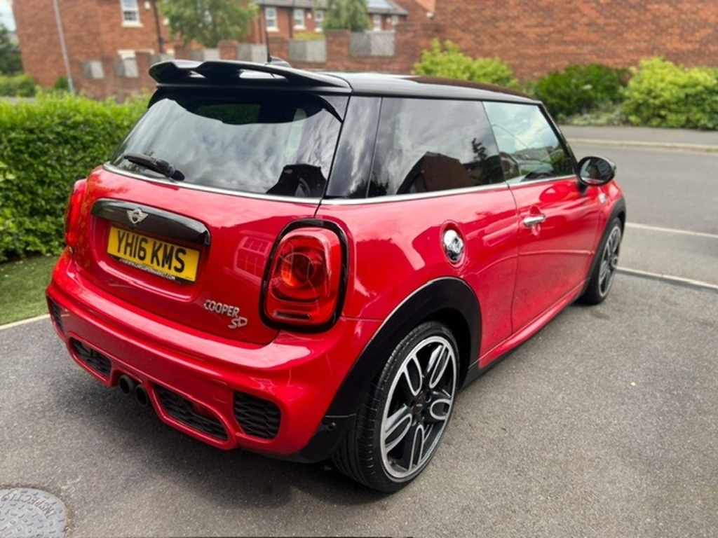 Mini Hatch Cooper Sd YH16KMS Red #5