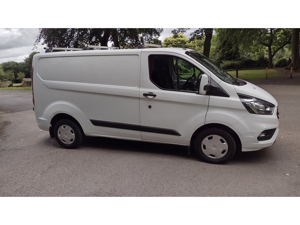 Ford Transit Custom 2.0 300 Ecoblue Trend Panel Van WP19AXG White