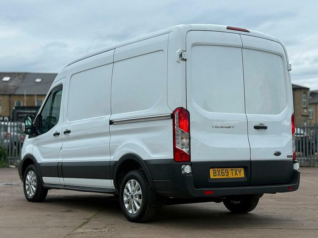 Ford Transit Custom 2.0 310 Ecoblue Sport Crew Van L1 H1 Euro 6 Black #2