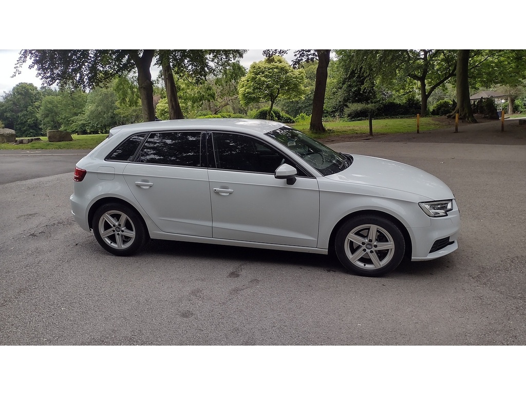 Audi A3 Tdi Se Technik White
