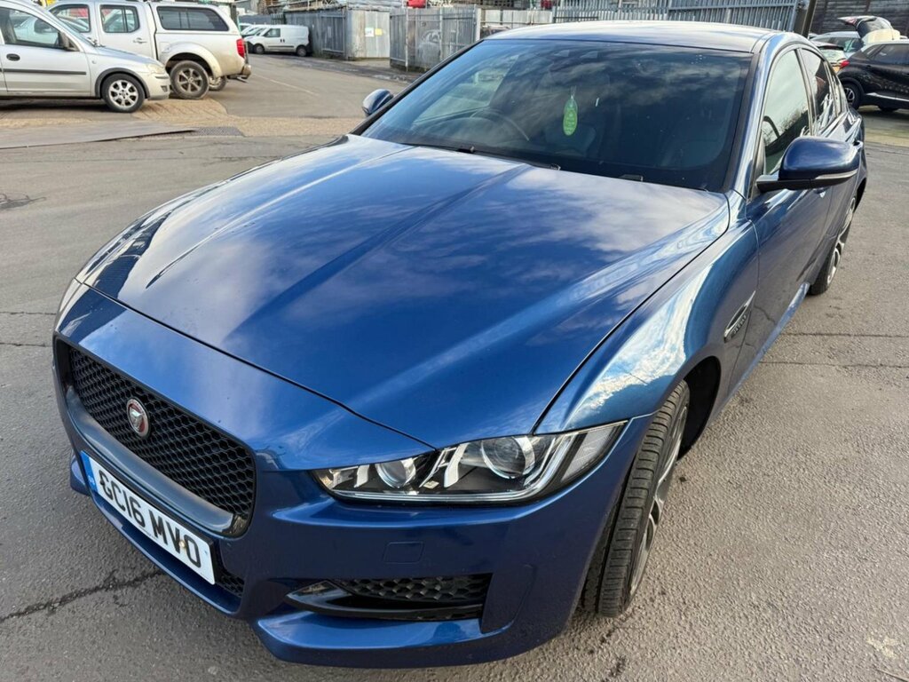 Jaguar XE Saloon 2.0D R-sport Awd Euro 6 Ss 201 GC16MVO Blue #6