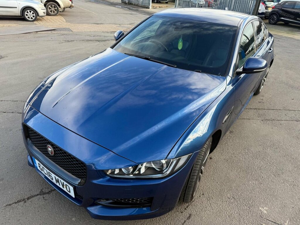 Jaguar XE Saloon 2.0D R-sport Awd Euro 6 Ss 201 GC16MVO Blue #3
