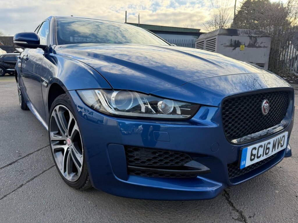Jaguar XE Saloon 2.0D R-sport Awd Euro 6 Ss 201 GC16MVO Blue #4