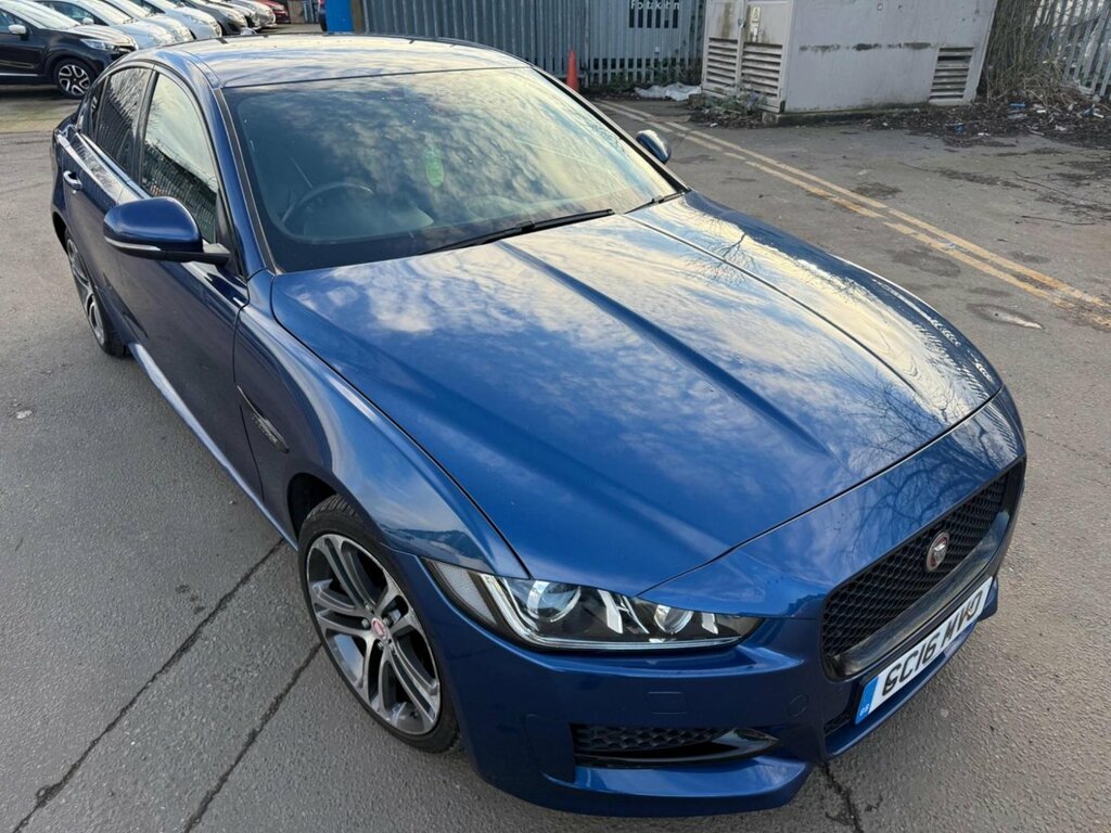 Jaguar XE Saloon 2.0D R-sport Awd Euro 6 Ss 201 GC16MVO Blue #2