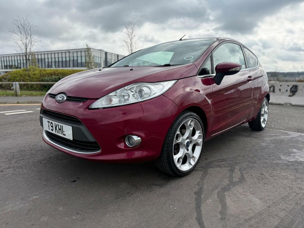 Ford Fiesta Hatchback 1.6 Titanium 201010 T9KHL Pink #3