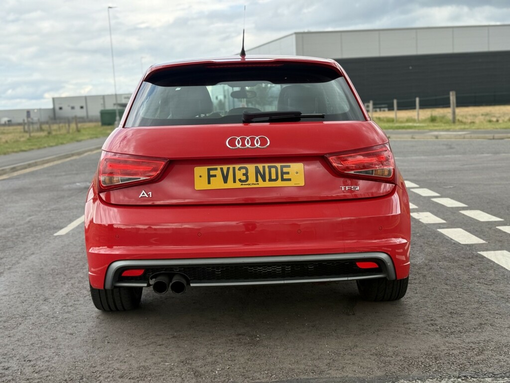 Audi A1 1.4 Tfsi S Line Sportback S Tronic Euro 5 Ss Red #6