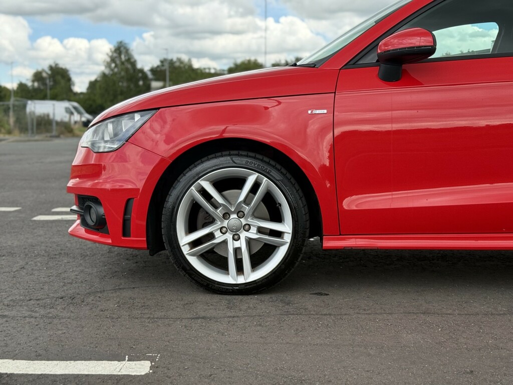 Audi A1 A1 S Line Tfsi Red #30
