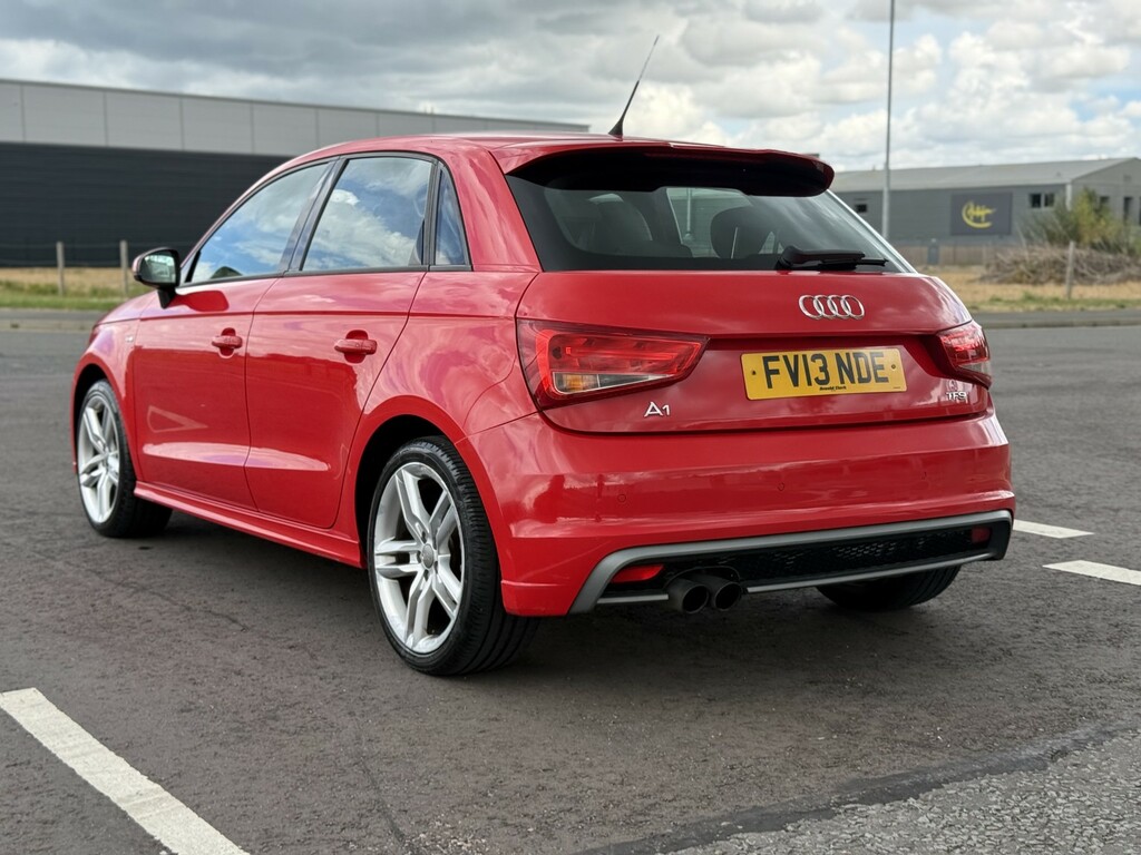 Audi A1 1.4 Tfsi S Line Sportback S Tronic Euro 5 Ss Red #4