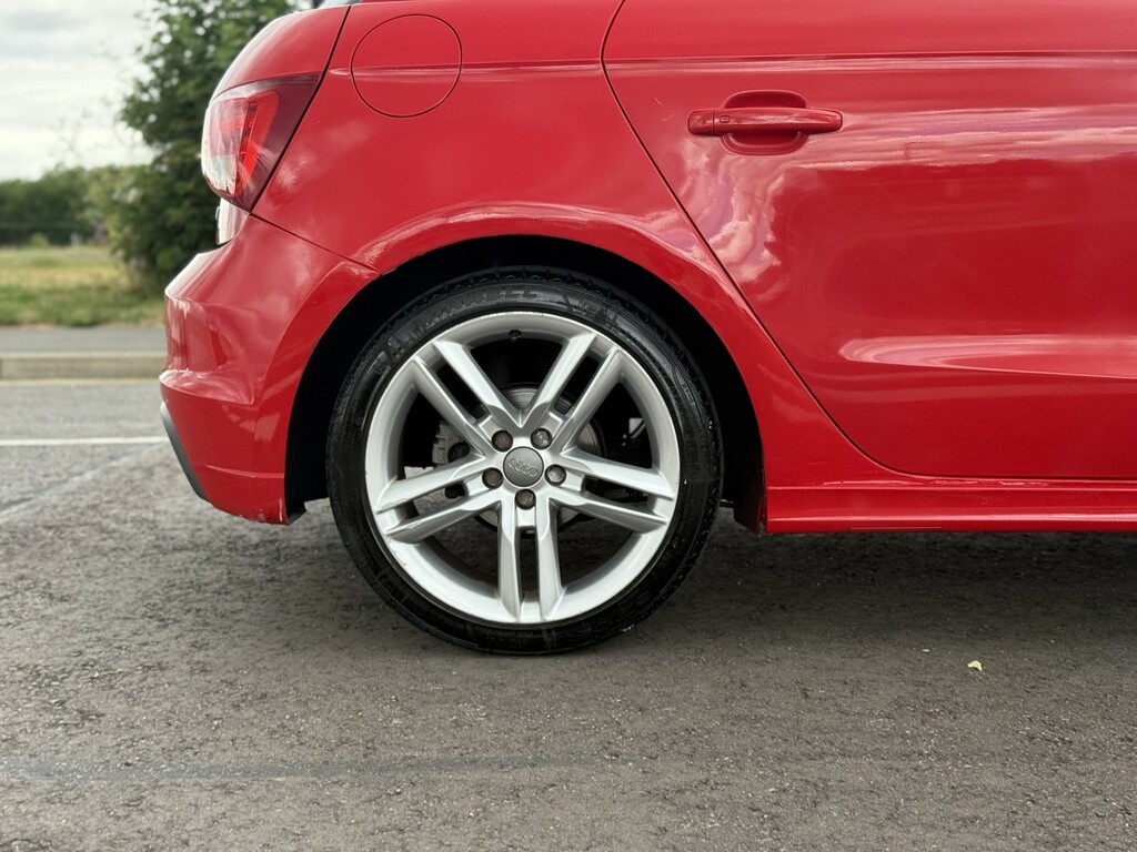 Audi A1 A1 S Line Tfsi Red #27