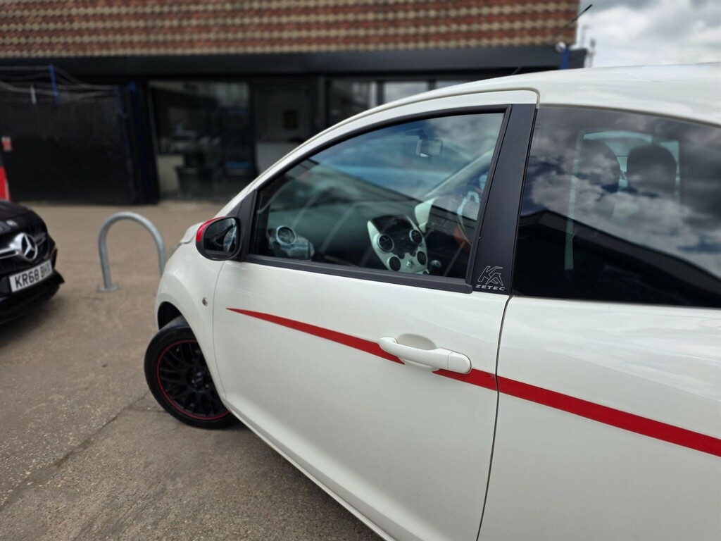 Ford KA Zetec Red #9