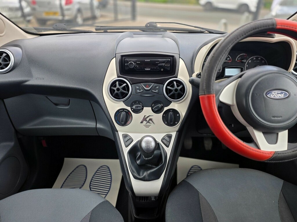 Ford KA Zetec Red #22