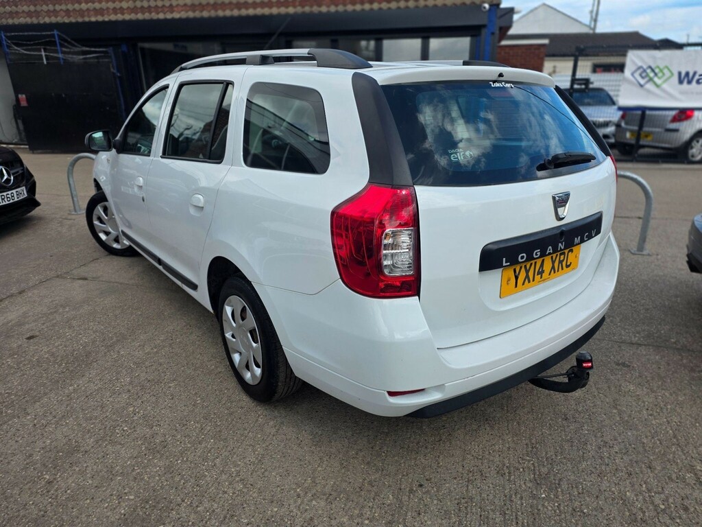 Dacia Logan Estate White #12