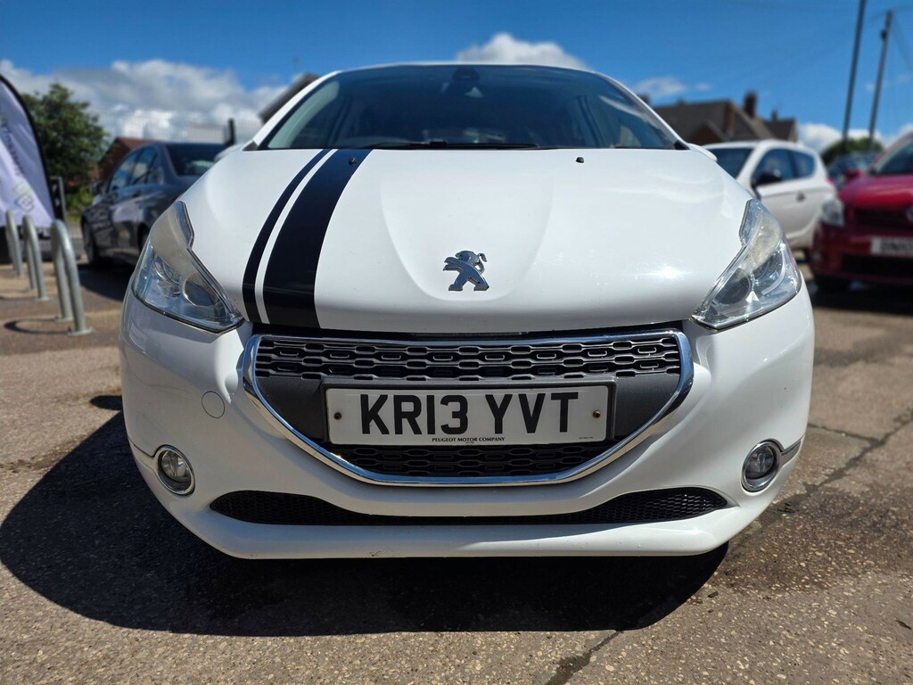 Peugeot 208 1.6 E-hdi Allure Euro 5 Ss #6
