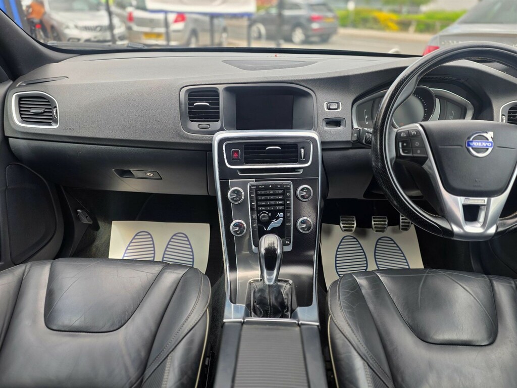 Volvo S60 D4 Se Lux Saloon Red #36
