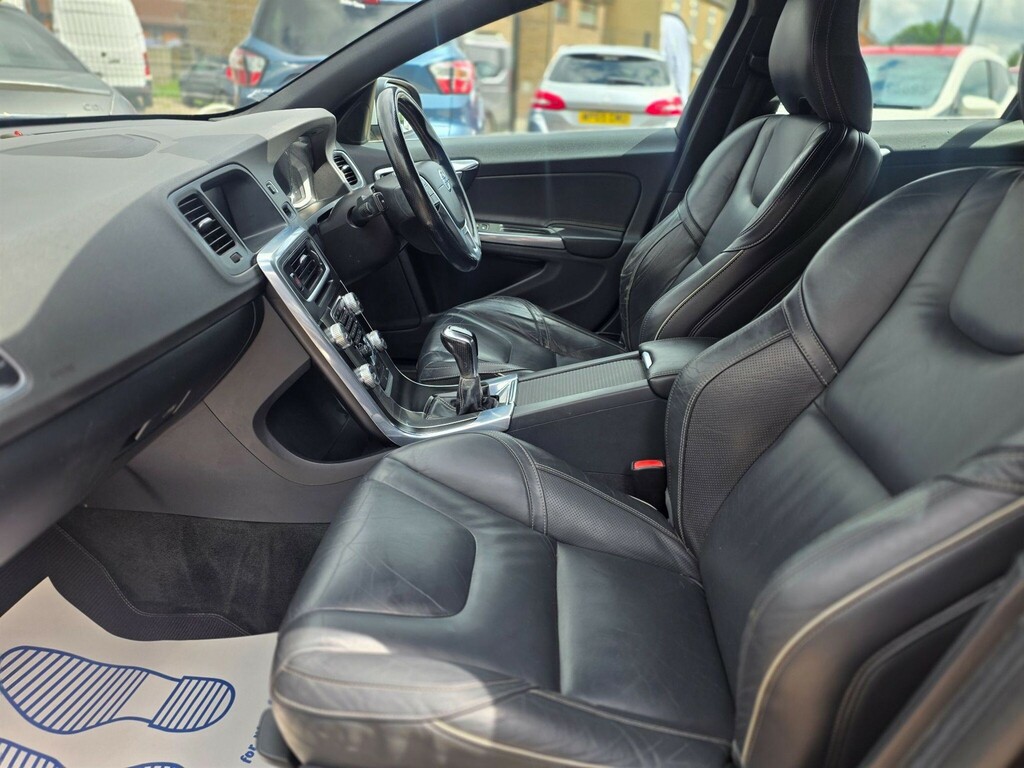 Volvo S60 D4 Se Lux Saloon Red #40