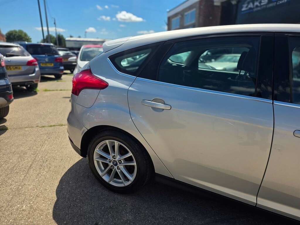 Ford Focus 1.6 Tdci Zetec Euro 5 Ss #3