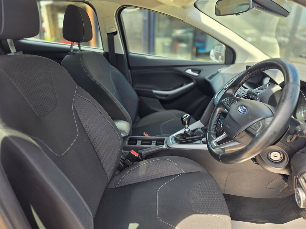 Ford Focus 1.6 Tdci Zetec Euro 5 Ss #6
