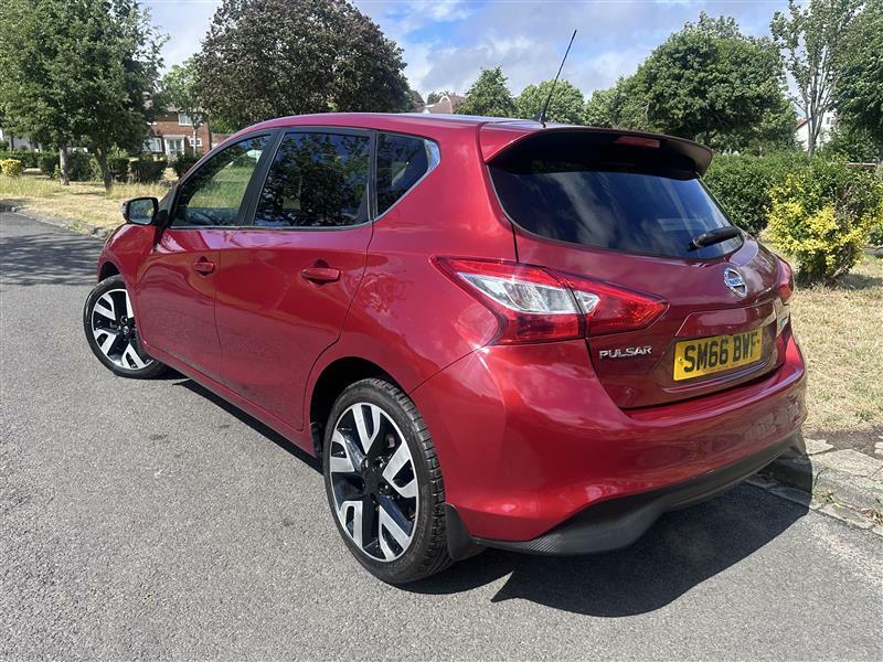 Nissan Pulsar 1.2 Dig-t Tekna SM66BWF  #4