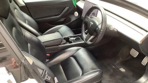 Tesla Model 3 Standard Range Plus Saloon Rwd White #10