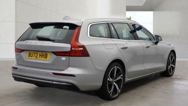 Volvo V60 Plus Bright Silver #3