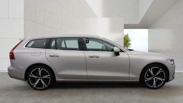 Volvo V60 Plus Bright Silver #4