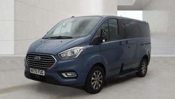Ford Tourneo Custom Zetec Blue