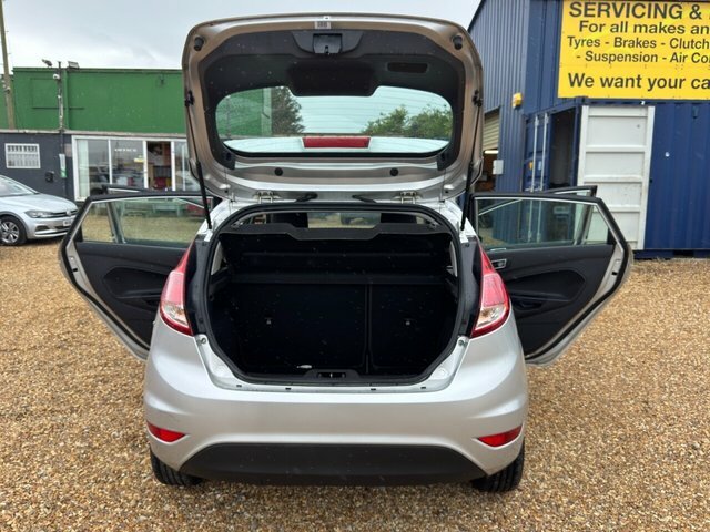 Ford Fiesta Hatchback 1.6T Ecoboost St-3 Euro 5 Ss 201 Blue #27